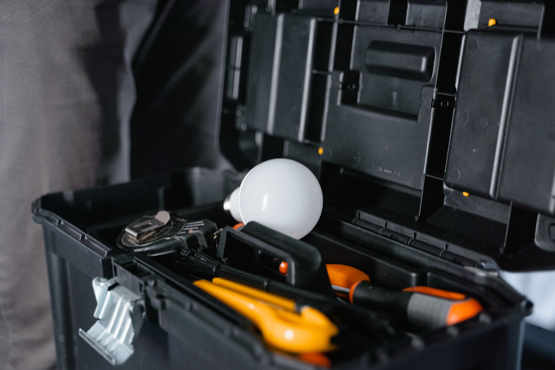 The DIY Governance Toolbox: how small charities make do
